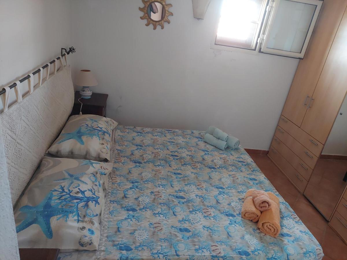 Casa Mughetto R5055 Seafront, Private Sea Access, Swimming Pool Vila La Maddalena  Exterior foto