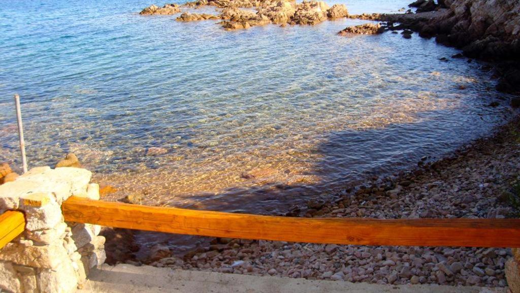 Casa Mughetto R5055 Seafront, Private Sea Access, Swimming Pool Vila La Maddalena  Exterior foto