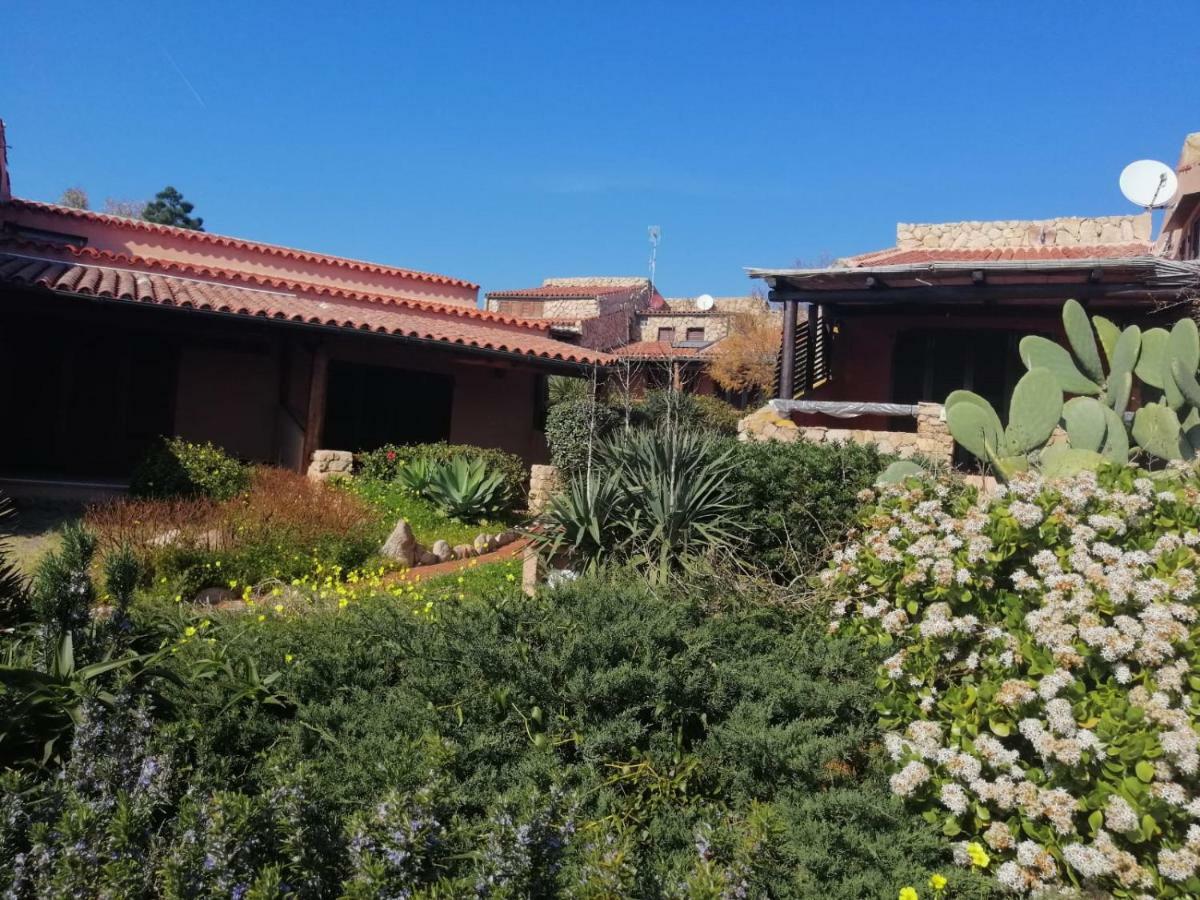 Casa Mughetto R5055 Seafront, Private Sea Access, Swimming Pool Vila La Maddalena  Exterior foto